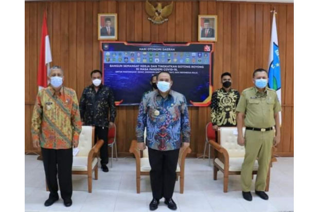 Melalui Otonomi Daerah,...