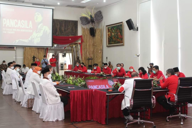 PKS-PDIP Bertemu, Anis:...