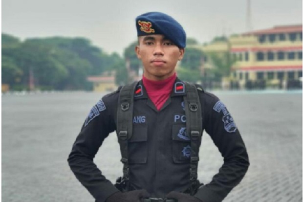 Jenazah Bharada Komang,...