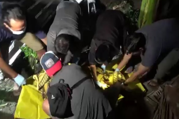 Kakak Beradik Tewas...
