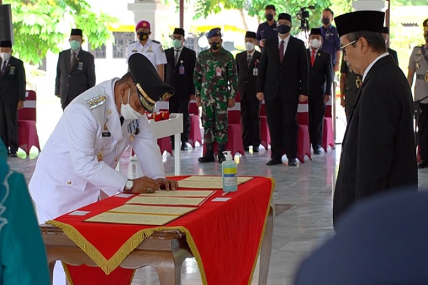 Baru Dua Bulan Menjabat,...