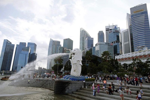 Singapura Hukum 3 Orang...