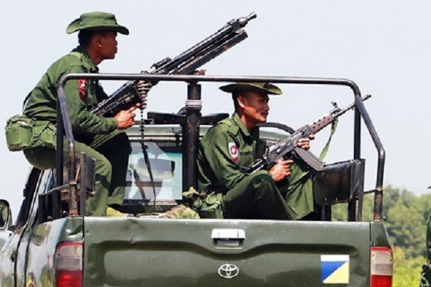 Dua Pangkalan Udara...