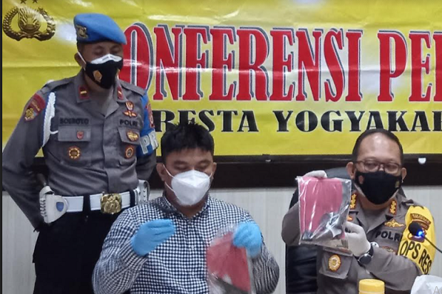 Miliki Senpi, Otak Cuarnmor...