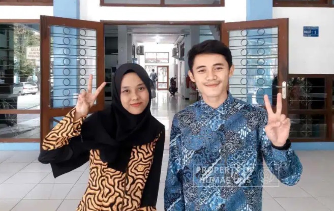 2 Mahasiswa UNS Ulas...