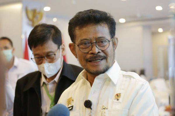 Kementan Latih Penyuluh...