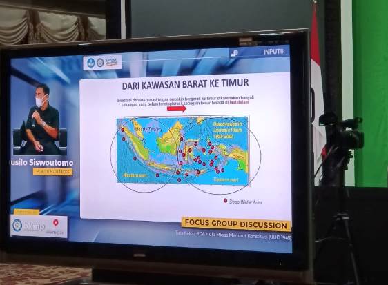 Demi Kepastian Usaha...