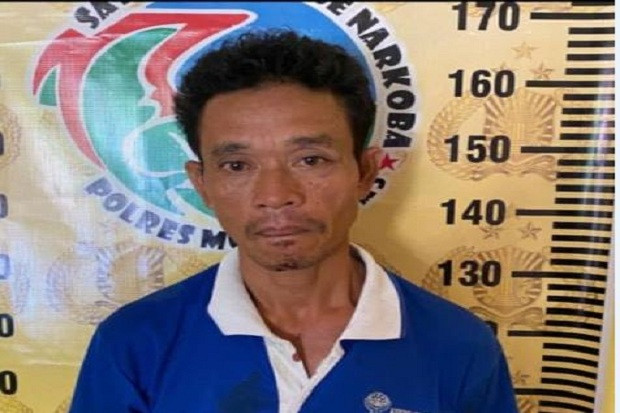 Sembunyikan Sabu Dalam...