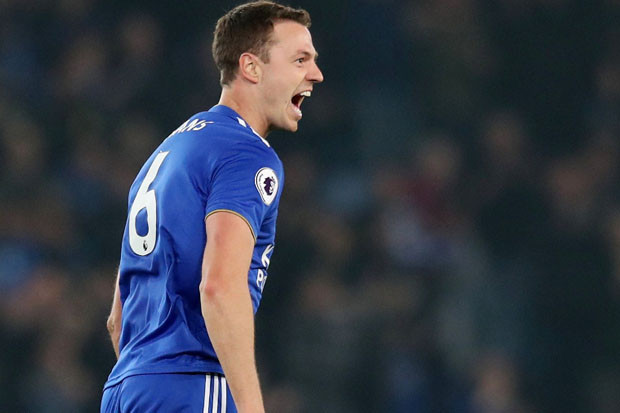 Jonny Evans Hindari...