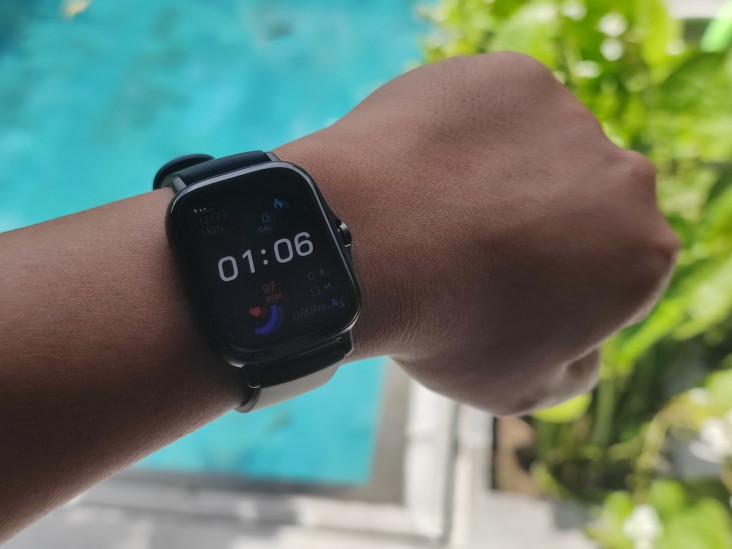 Smartwatch Amazfit GTS...