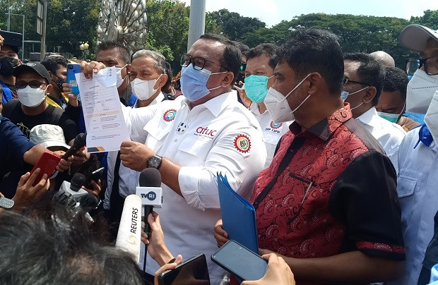 Aksi May Day di Patung...