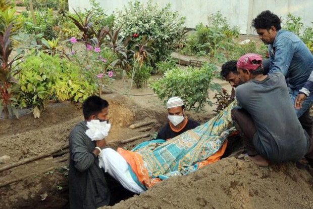 Cerita Penggali Kubur...