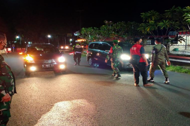 Banyak Kendaraan Plat...