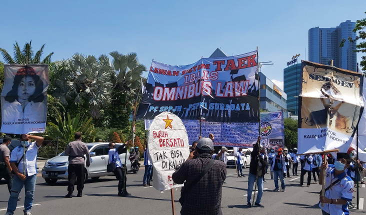 Peringati Hari Buruh...