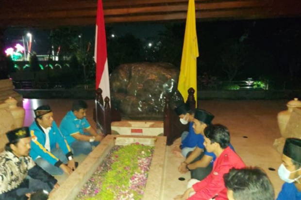 DPP KNPI Safari Ramadhan...