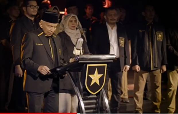 Mengenal Tokoh Partai...