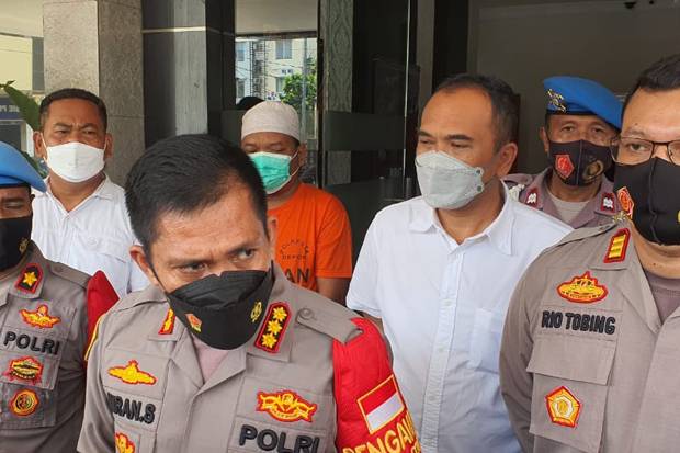Penasaran! Ini Sosok...