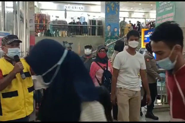 Horor Kerumunan Pasar...