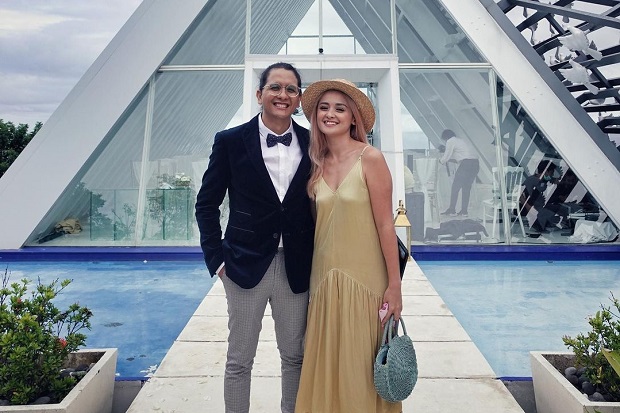 Suami Kritis, Joanna...