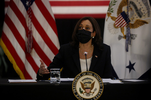 Biden Tunjuk Kamala...