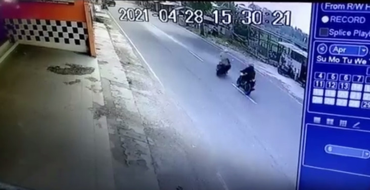 Detik-detik Tabrakan...
