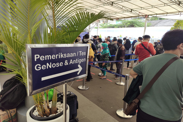 Stasiun Pasar Senen...