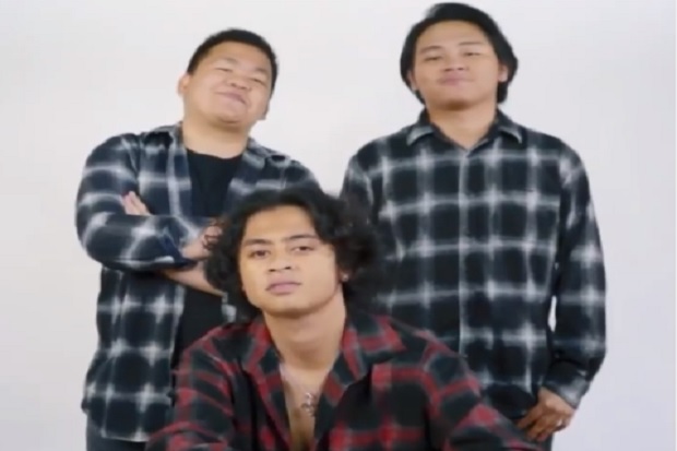 Bastian Steel Isyaratkan...