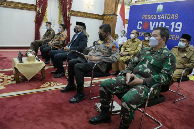 Gubernur Aceh Ikuti...