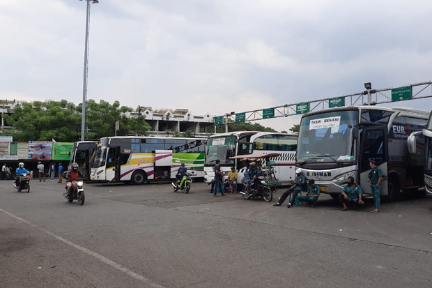 8.425 Pemudik Tinggalkan...