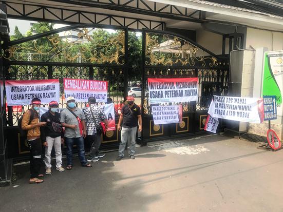 Rugi Triliunan dalam...