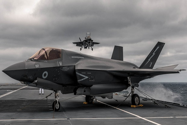 Jet Siluman F-35 Inggris...
