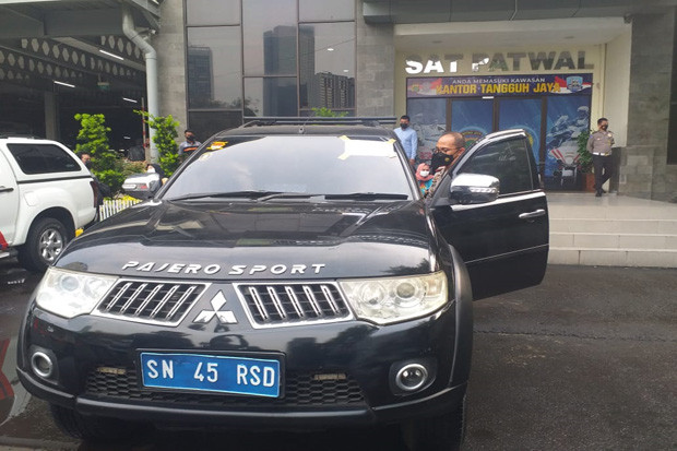 Wow! Ternyata Isi Mobil...
