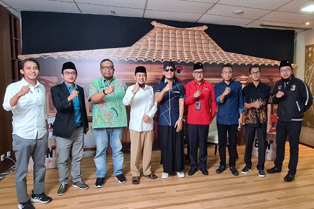 PDIP Jamu Para Sekjen...