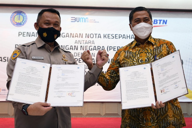 Jutaan Satpam Kini Bisa...