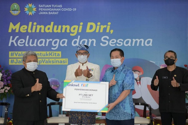 Saksikan Penyerahan...