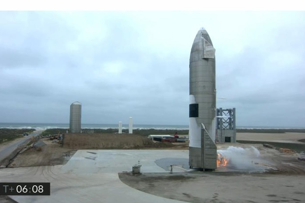 Roket SpaceX Akhirnya...