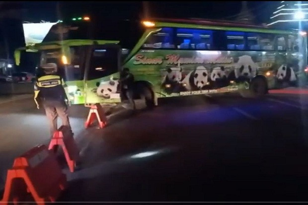Gagal Mudik, Bus dan...