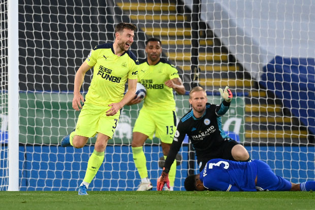 Dipermalukan Newcastle,...