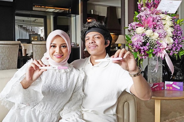 Selain Aurel Hermansyah,...