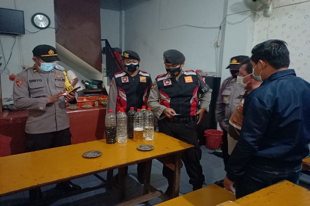 Warung Kopi di Lamongan...