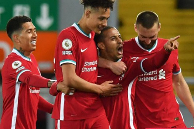 Liverpool Bungkam Southampton,...