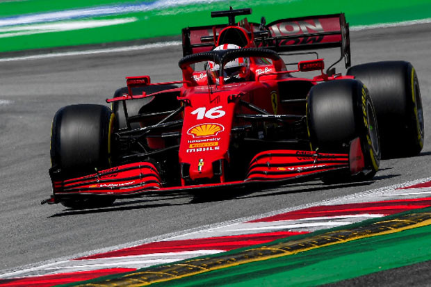 Ambisi Duo Ferrari di...