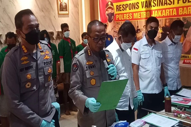 Polisi Tetapkan 7 Tersangka...