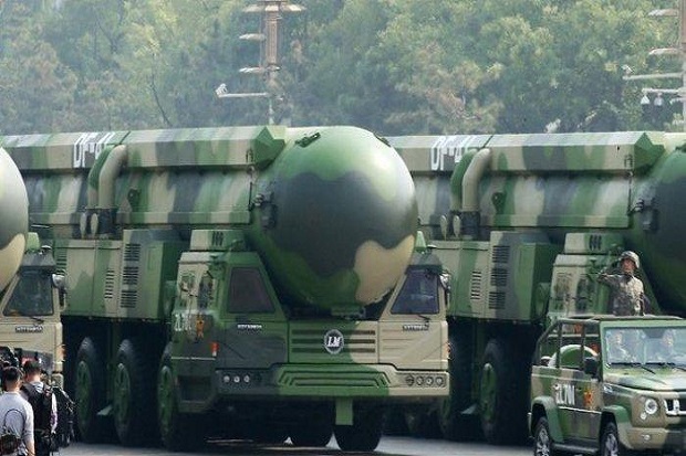 Tegang, Militer China...