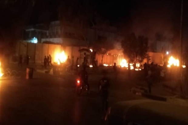 Demonstran Irak Mengamuk...