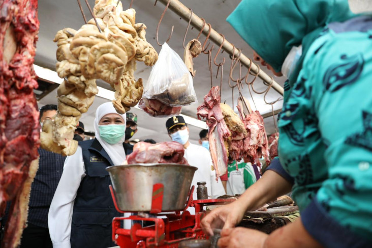 Cek Harga Sembako Jelang...