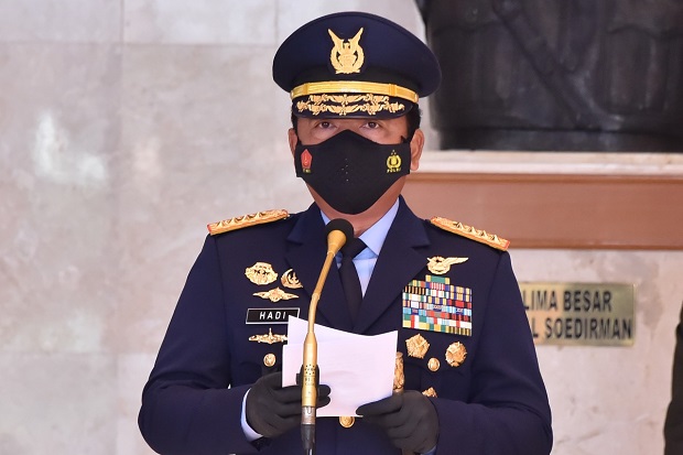 Panglima TNI Naikan...