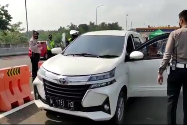 Terobos Penyekatan,...