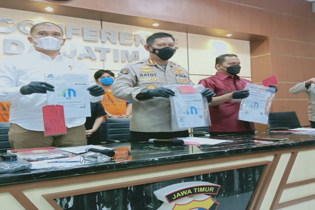 Sindikat Pemalsu Surat...