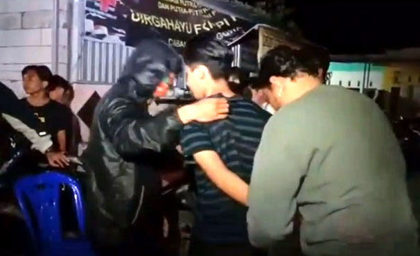 Komplotan Jambret di...